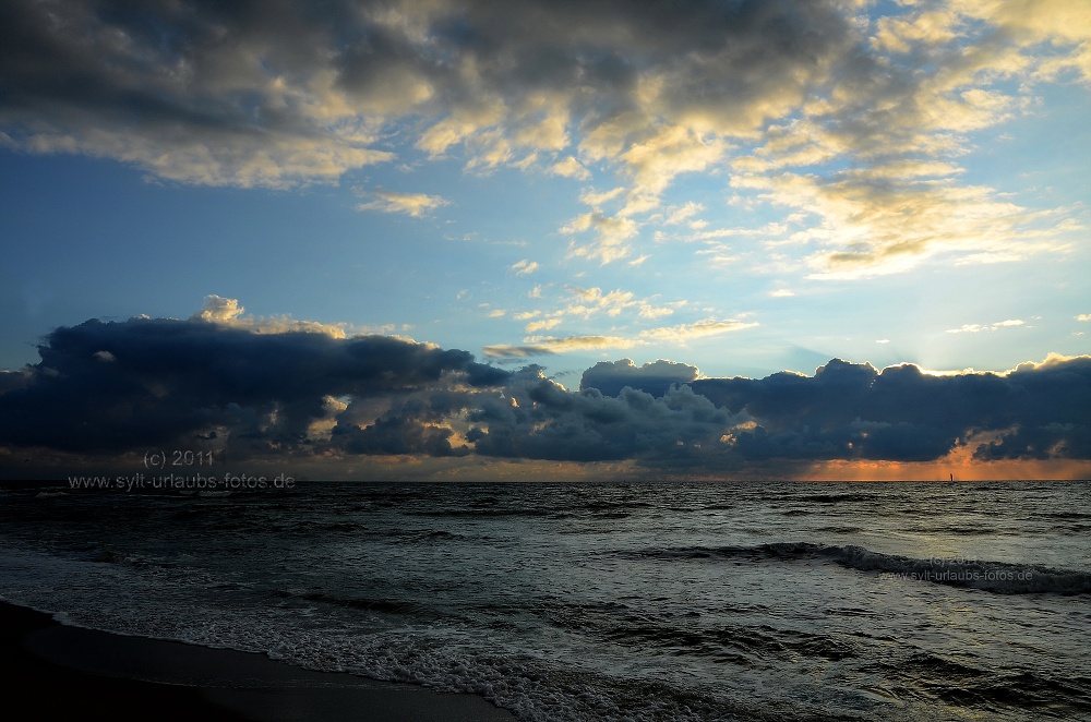 Sylt Strand / Sonne / Wolken / Wind / Meer